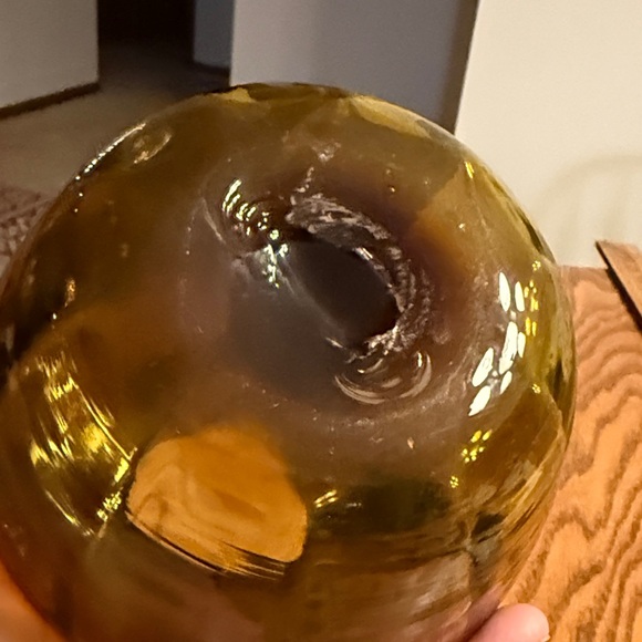 Elegant Amber Glass Pitcher - Picture 2 of 3